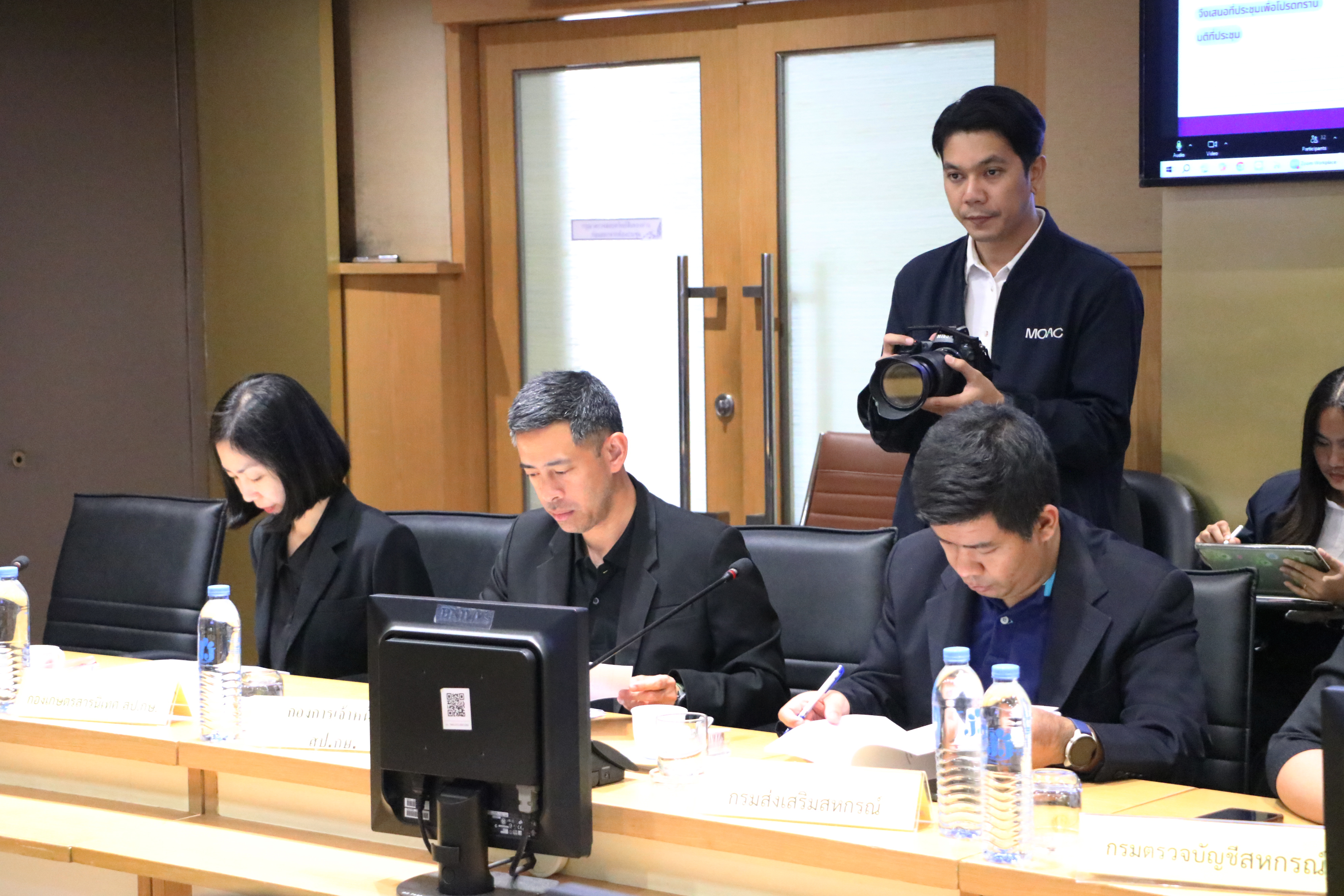 title - ส.ป.ก. ร่วมประชุม คกก. จิตอาสาพัฒนาคุณภาพชีวิตเพื่อความสุขของประชาชนและโครงการพิเศษ กษ. ครั้งที่ 2/2568